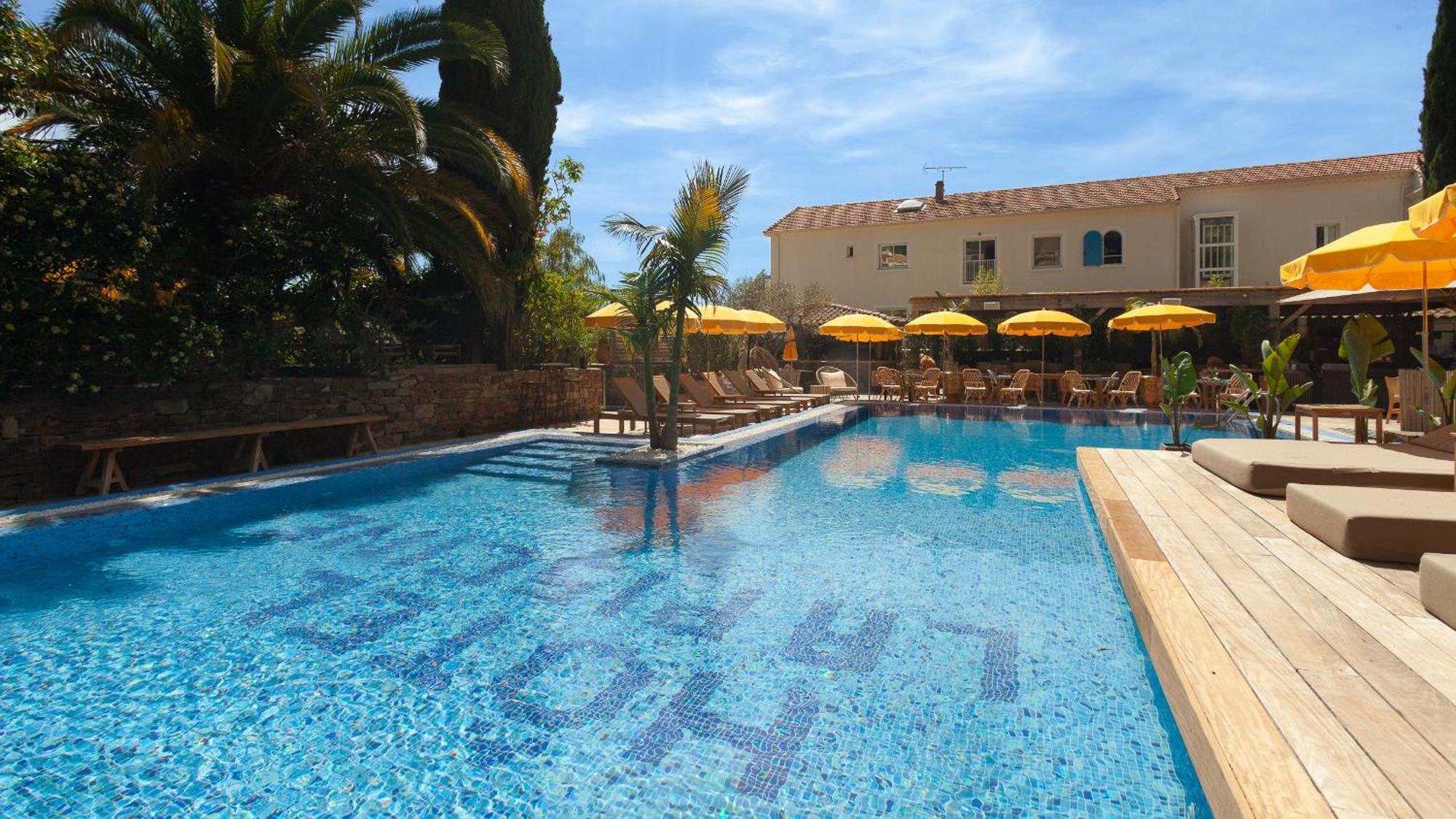 La Piscine Hotel